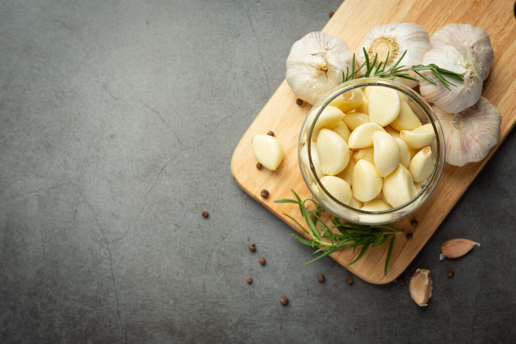 garlic oil treatment scaled 1